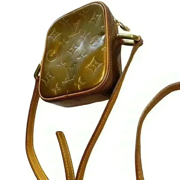Louis Vuitton Authentic Vernis Christie PM Bronze Patent Leather Crossbody Bag - Picture 4 of 15